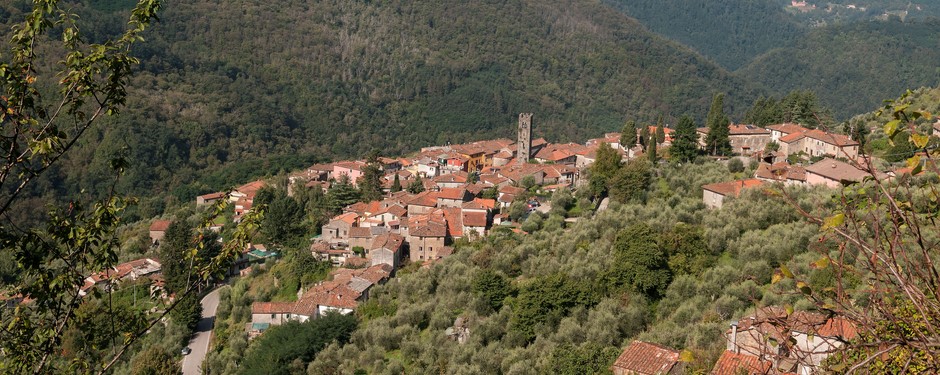 Benabbio panorama vista Castello (1).jpg